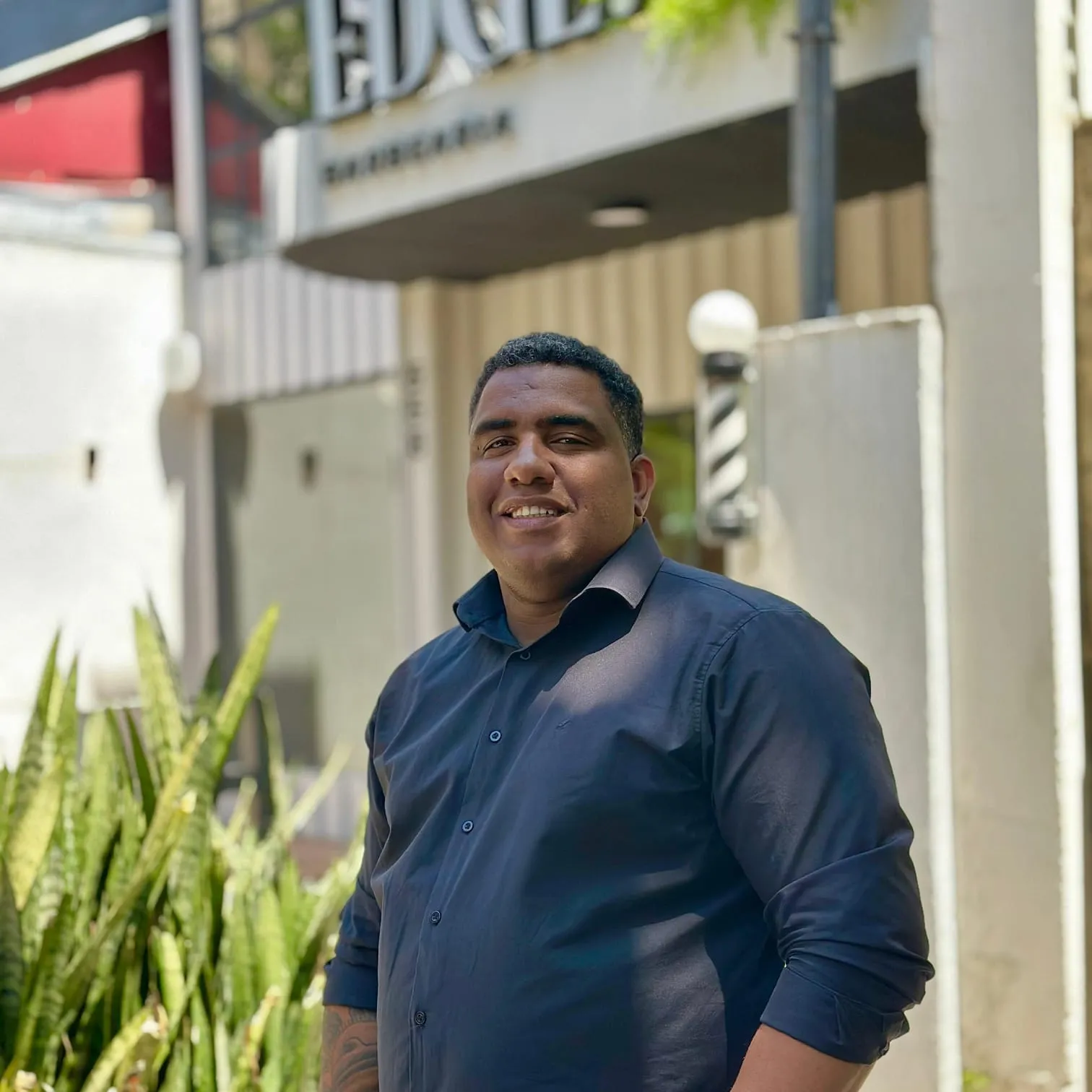 Rodolfo - barbeiro visagista da Edge Barbearia